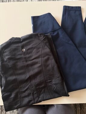 Lululemon Wunder Under + Swiftly Tech Short Sleeve Size 2